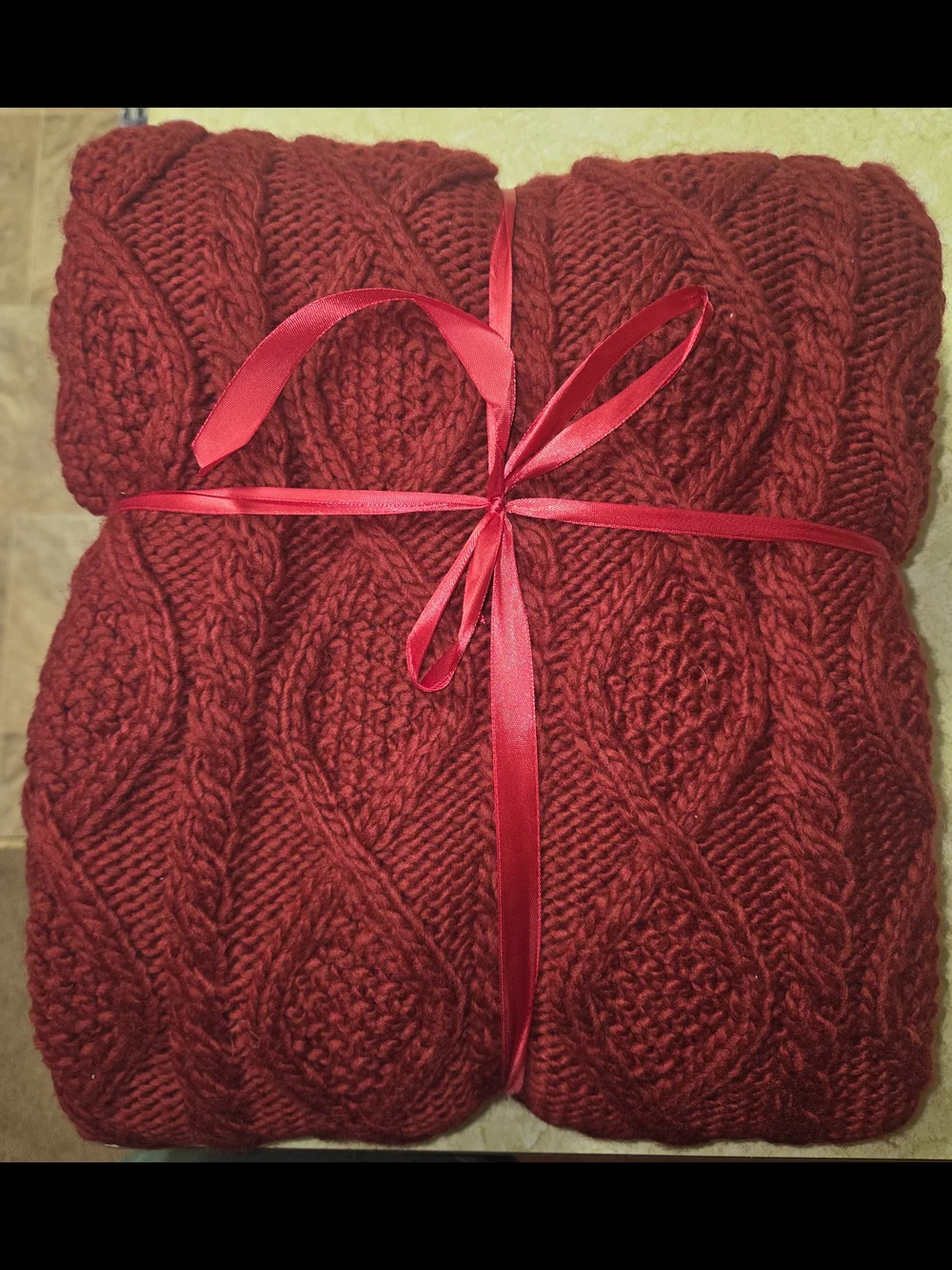 Hiend Accenta Red Cable Knit Throw Blanket 50x60